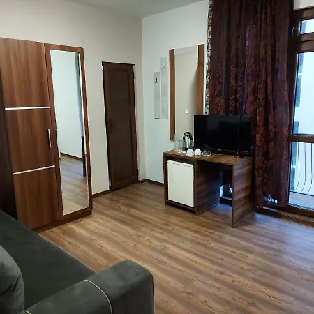 Hotel Oman 2*